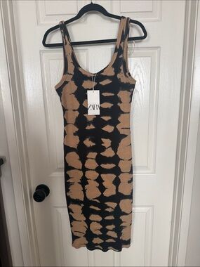 Women’s Zara dress brand new with tags midi size Large